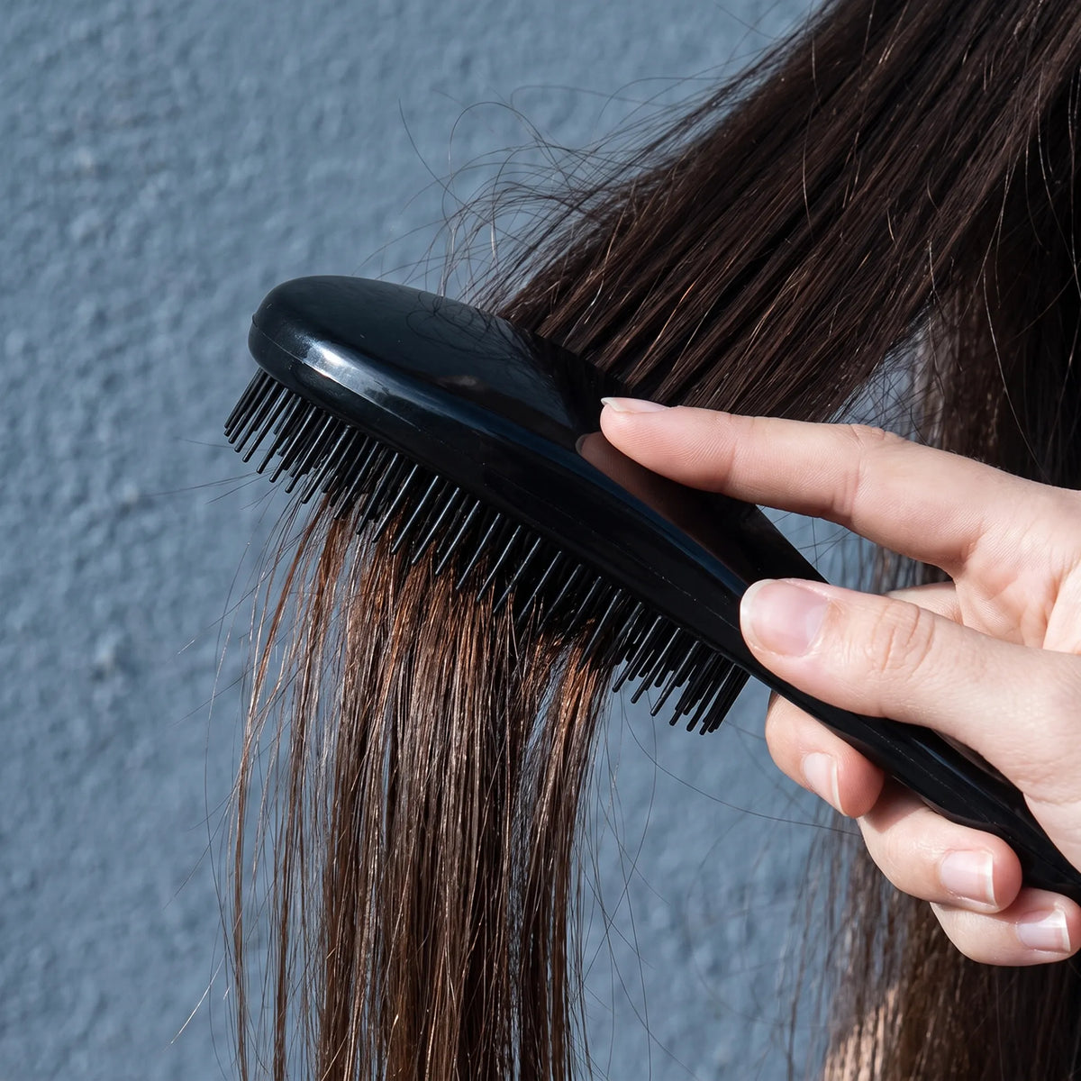 TCR Keratin Brush